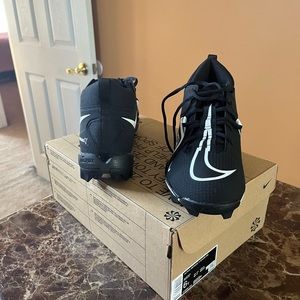 Due to injury my child did not get to play so these cleats need a new home.